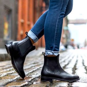 Thursday Classic Duchess Black Short Leather Boot Company Co.